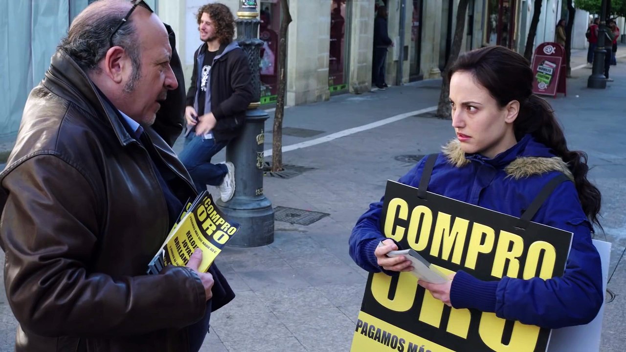 TECHO Y COMIDA (2015)