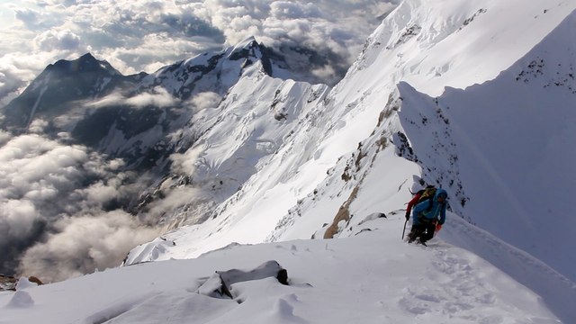 Montée à la pointe Dufour, point culminant du Mont-Rose (4634m, Suisse)