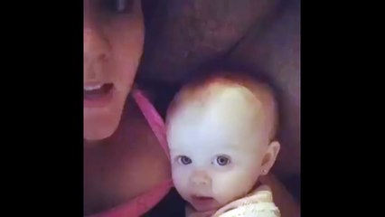I Love You Demeye Çalışan Sevimli Bebek! ( So Cute Baby Says 'I Love You' Fun