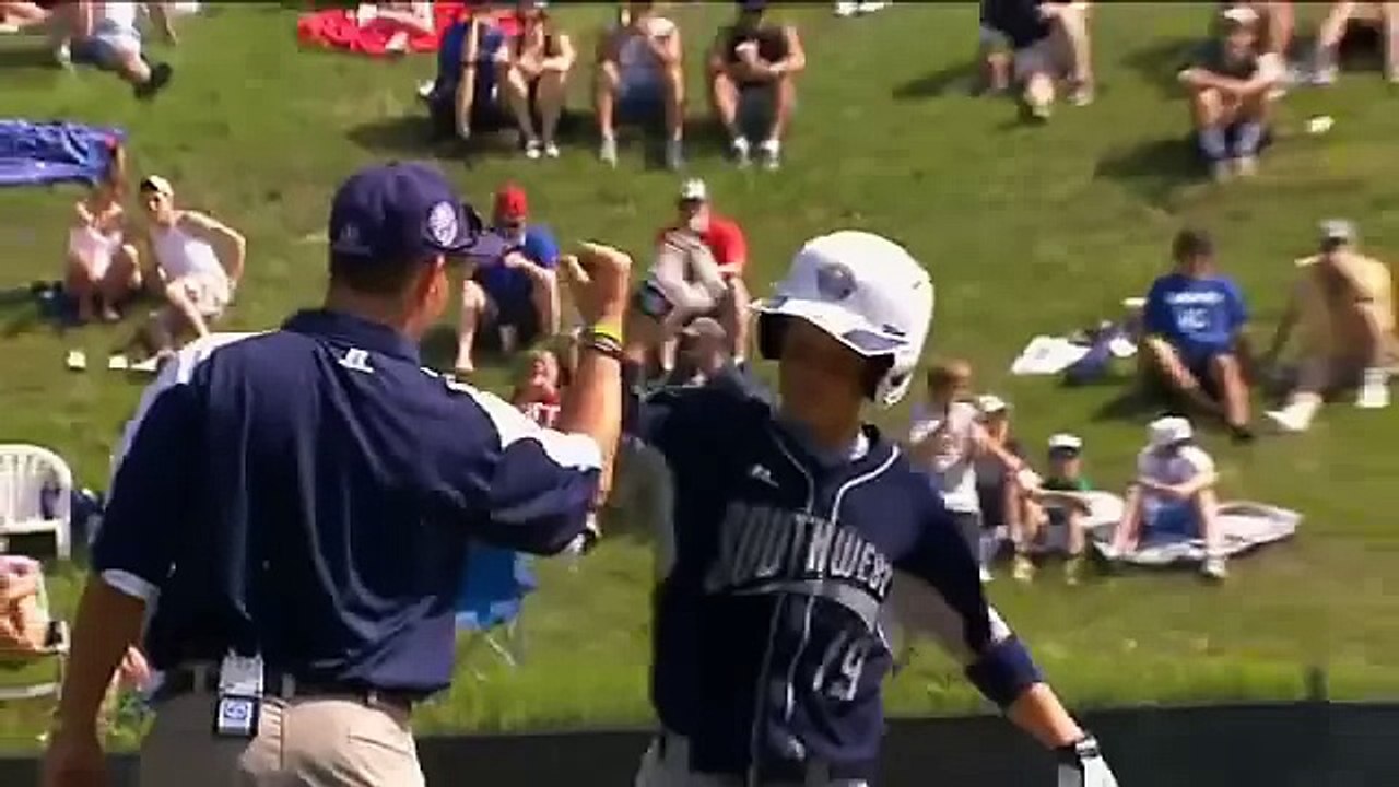 Little League vs MLB players - ESPN's Sport Science Baseball
