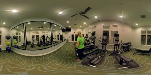 360° Horror Short - THE HAUNTED GYM - Cardboard Horror #360video