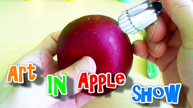 Art In Apples Flower - Fruit Carving Garnish