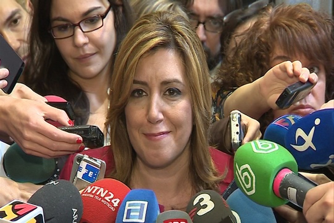 Díaz defiende que es bueno consultar a la militancia