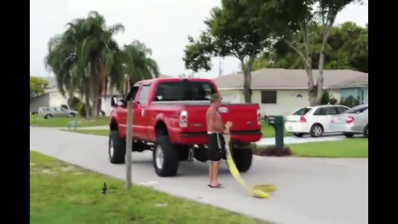 Автомобили, кто сильнее- Ford F350 vs Chevy Silverado 2500