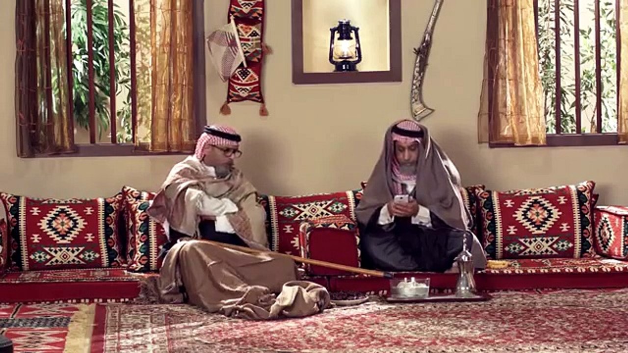 الحطب ضروره للتدفئه
