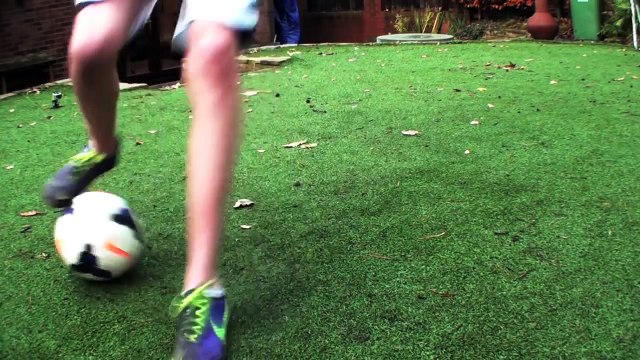 7 Awesome Football Soccer Ground Skills To Learn!