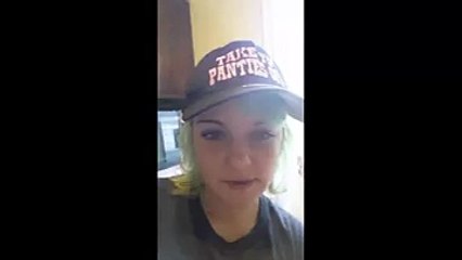 Ağzında Örümcek Barındıran Kız Yok Böyle Bir Şey