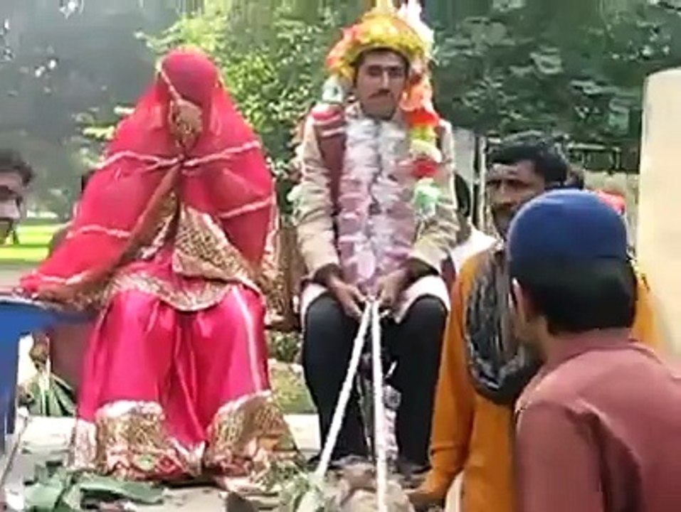 funny wedding............in pakistan 2011