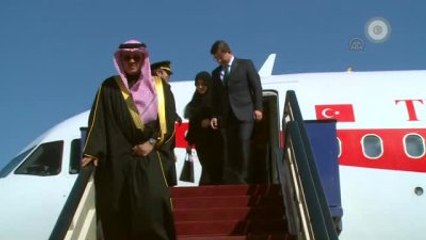 Başbakan Davutoğlu Suudi Arabistan'da