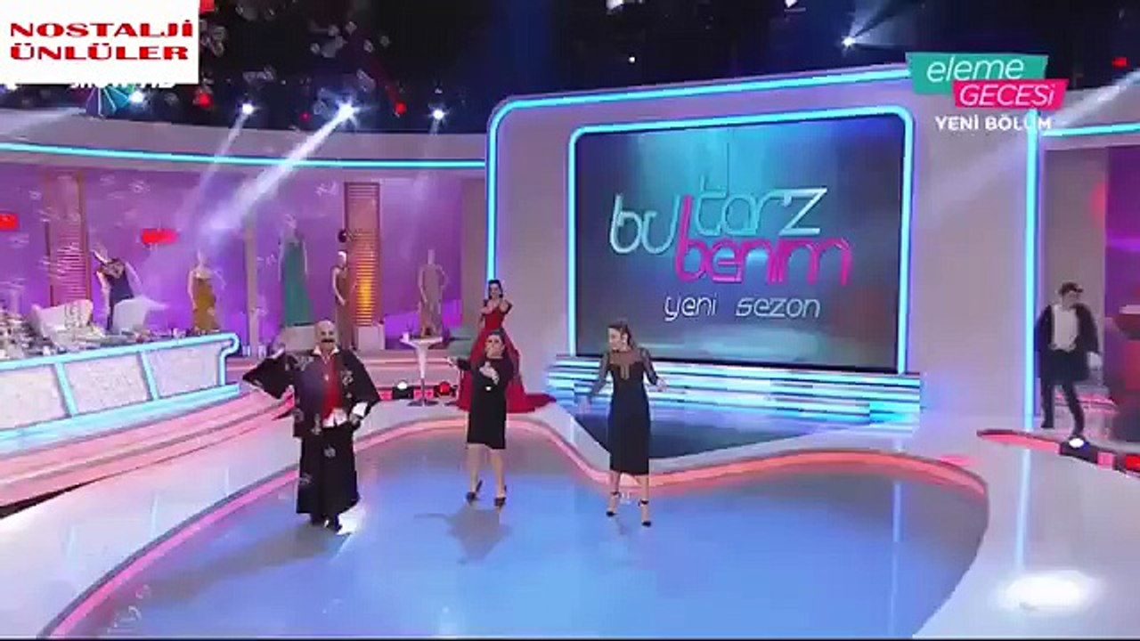 Sibel Arna transparan göğüs dekoltesi muhteşem duruyor FULL HD