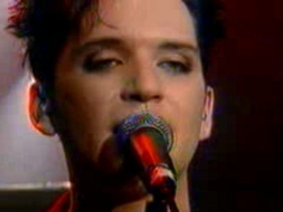 Placebo - Scared of Girls (live)