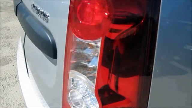 Лада Ларгус Люкс 2012 года.