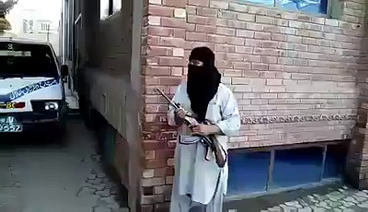 pathan ho aue niswar na ho very funny video