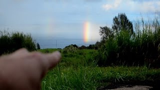 WEIRD RAINBOW! HAARP? [HD-VIDEO] UFO SIGHTING Who HAS The Alien Autopsy FILM? SHARE THIS!