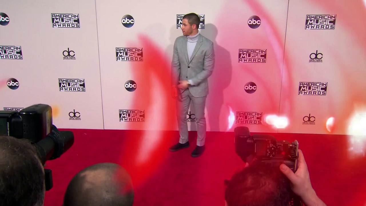 9 Girls Nick Jonas Has “Dated”