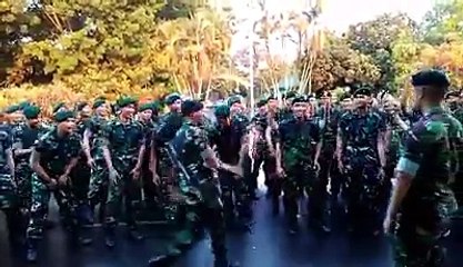Yel Yel Raider Kostrad TNI AD