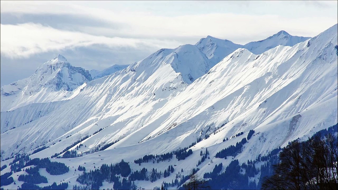 Swiss Alphorn Music - Swiss Alps