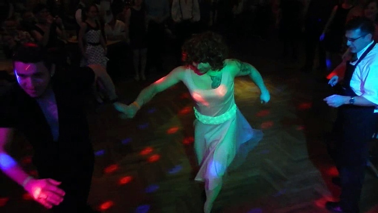 FFW Priesendorf Faschingsball 2016: Männerballett tanzt zu 'time of my life'