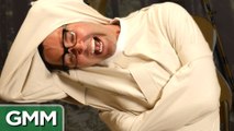 GMM - Can You Escape A Straitjacket? - Good Mythical Morning - Rhett and Link