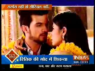 Ritik Ne Shesha Ko Shivnanya Samaj Kar Liya God Mein Aur Uske Saath Manayi Suhagraat 31st January 2016 Naagin
