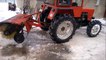 Трактор ВТЗ Т 30 А80 Владимирец чистит снег
