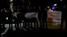 Foça'da Gece Yarısı 'Tecavüz' Protestosu