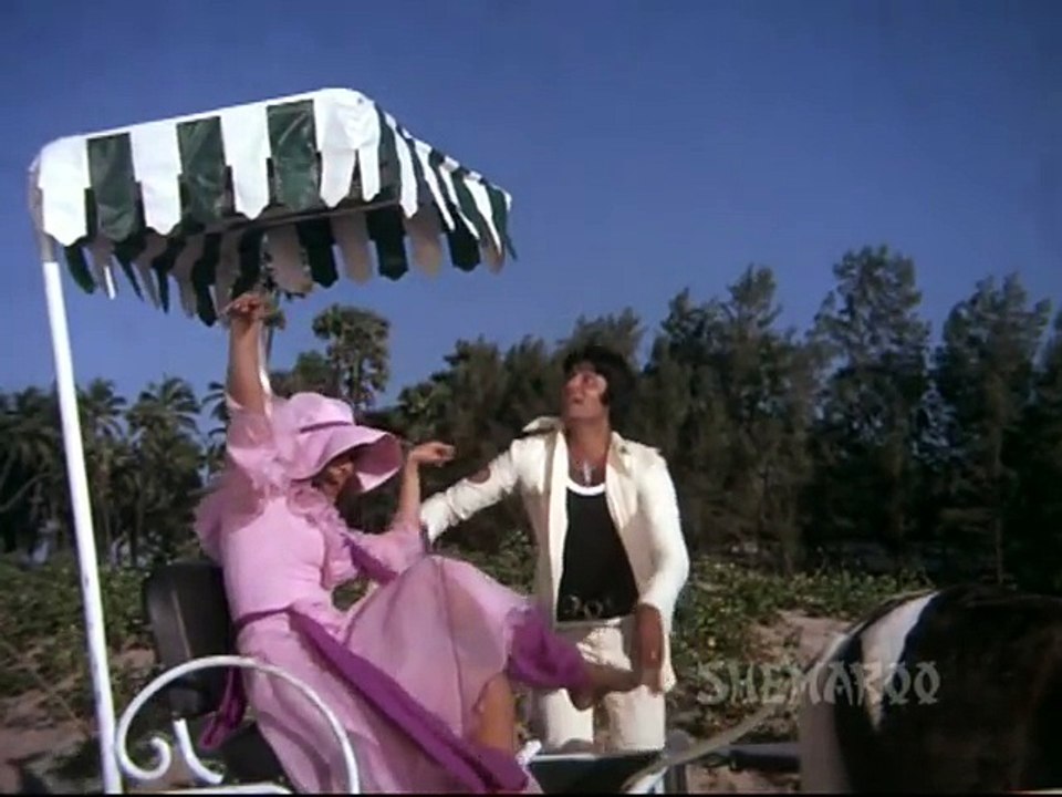 Humko Tumse Ho Gaya - Amitabh, Rishi, Vinod Khanna - Amar Akbar Anthony - Old Love Songs