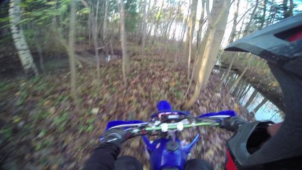 Yamaha WR400F 1998 - wet run in the woods