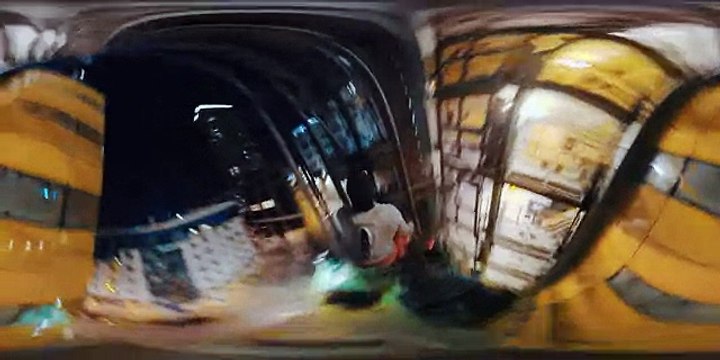 360 Climbing with Ashley Holland - 40 storey human flag - GoPro Spherical