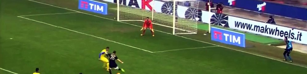 Alex Sandro Amazing Goal - Chievo vs Juventus 0-3 (Serie A) 2016 HD