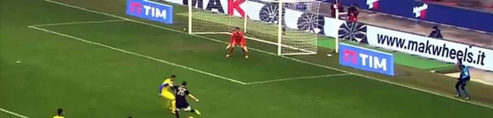 Alex Sandro Amazing Goal - Chievo vs Juventus 0-4 (Serie A) 2016 HD