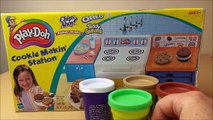 MAKING CHIPS AHOY ! AND OREO BISCUITS WITH THE PLAY-DOH COOKIE MAKIN STATION