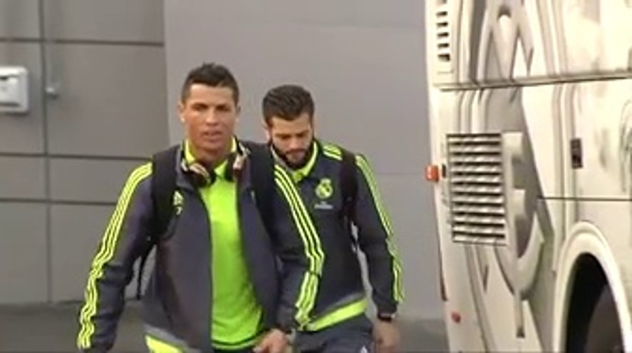 Joueur Real Madrid avant le match Espanyol Zidane Cristiano Ronaldo James Rodriguez