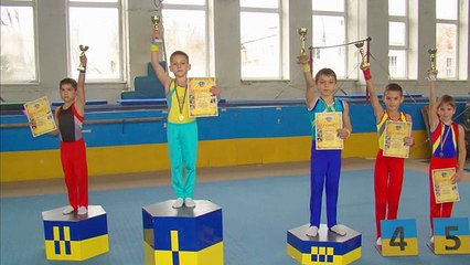 Спортивная гимнастика. (Ященко Денис 3 розряд, 7 лет). Тренер- Ягодин Сергей, Черкассы