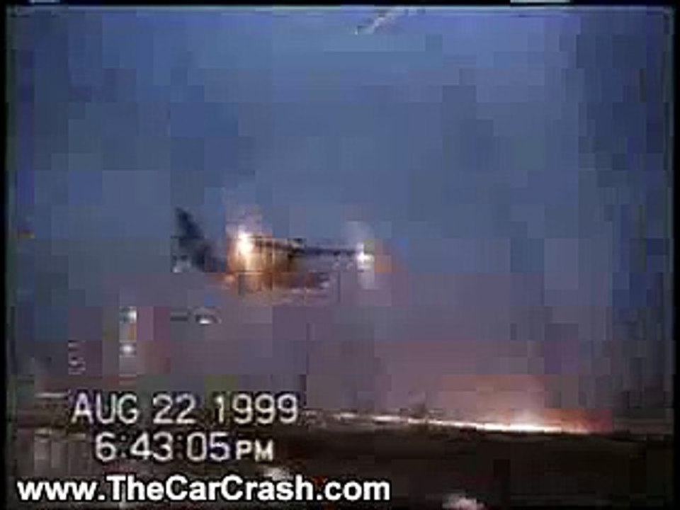 The Car Crash: China Airlines MD-11 Crashes in Hong Kong