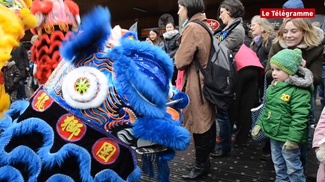 Rennes. Défilé haut en couleurs pour fêter l'année du singe