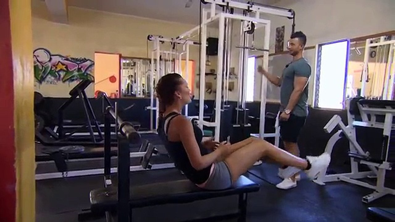 Rattar i fokus när Andie och Emelie går på gym