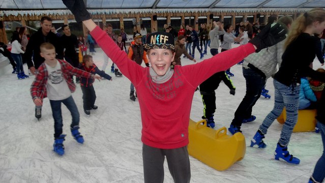 IJsbaan Winterland 4 - Johnny Valentino / Spijkenisse 2016