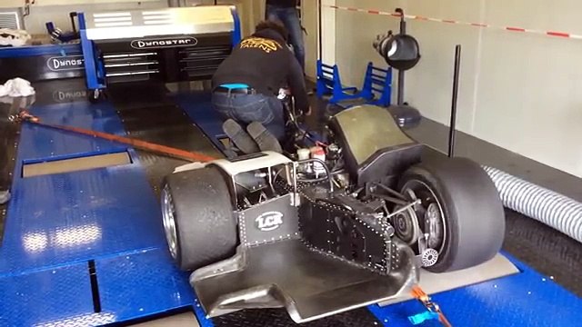 Talens racing op de testbank bij het TT-instituut