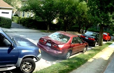 Douche Hits An Old Woman's Car And Flees The Scene