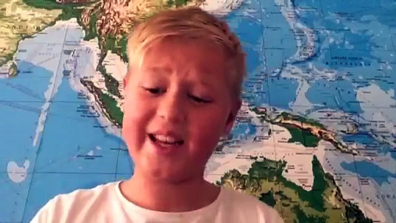 A Very Interesting Photo!!! (Funny Videos 720p)