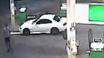 CCTV: man jumps through car window to stop thief