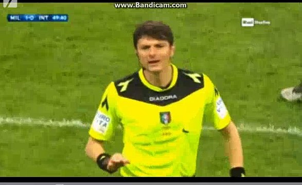 Roberto Mancini Get OUT After Reacts For Penalty Milan 1-0 Inter