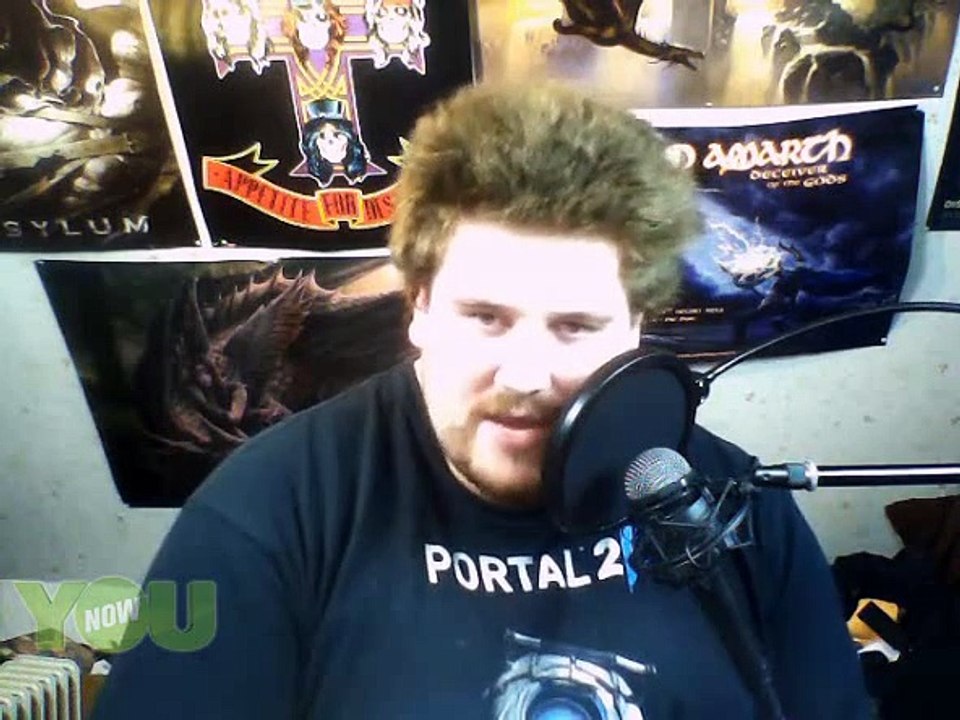 Drachenlord hetzt gegen Bauarbeiter und Studenten