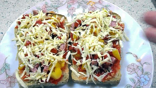 Быстрый и лёгкий рецепт пиццы. Домашняя пицца - How to cook a pizza