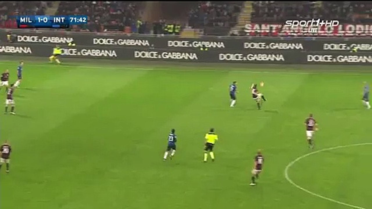 2-0 Carlos Bacca AC Milan 2-0 Inter - 31-01-2016