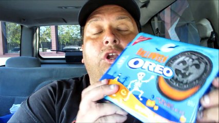 Nabisco Oreo® Halloween Cookies 2015 REVIEW!