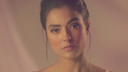 This Is How To Wear A Bra Correctly