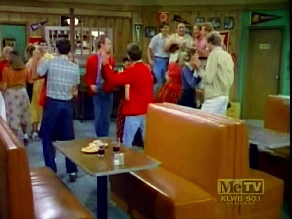 Happy Days Closing (1978) / Paramount Blue Mountain (1978)