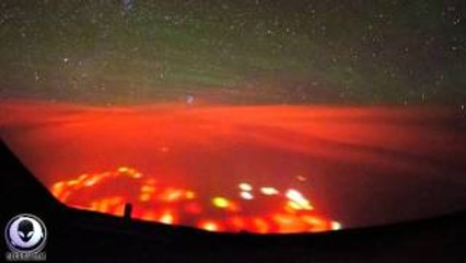 8/31/2014 PILOTS BAFFLED BY UNDERWATER LIGHTS OVER PACIFIC OCEAN! ALIEN BASES?